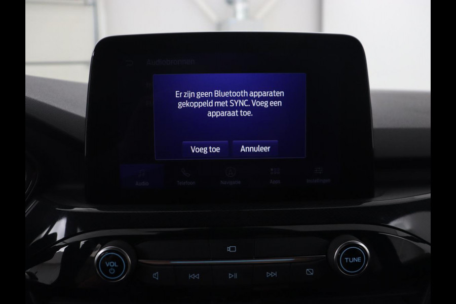 Ford Kuga 2.5 PHEV ST-Line | Trekhaak | Adaptive cruise | Carplay | 360 Camera | Navigatie | Park Assist | Dodehoek detectie | Keyless | Climate control | Bluetooth