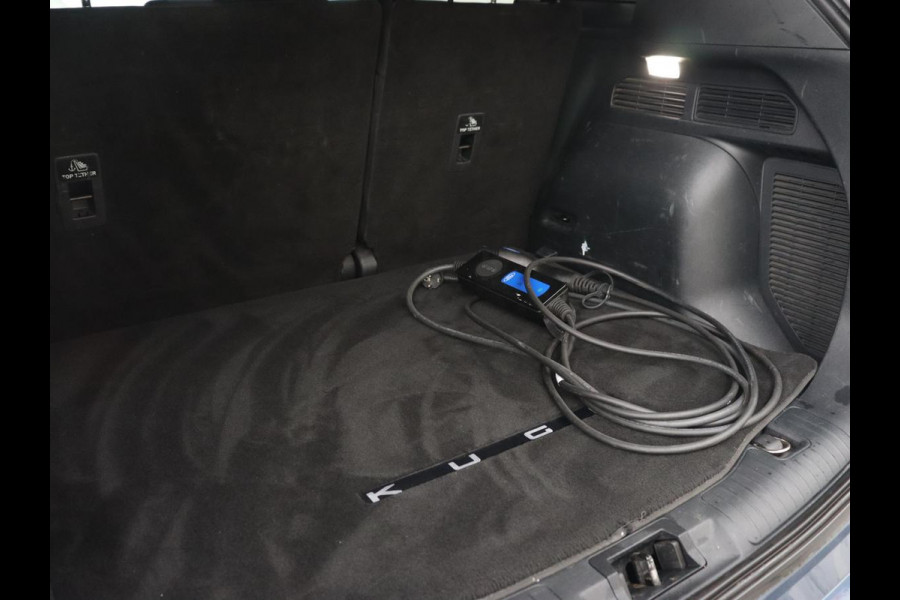 Ford Kuga 2.5 PHEV ST-Line | Trekhaak | Adaptive cruise | Carplay | 360 Camera | Navigatie | Park Assist | Dodehoek detectie | Keyless | Climate control | Bluetooth