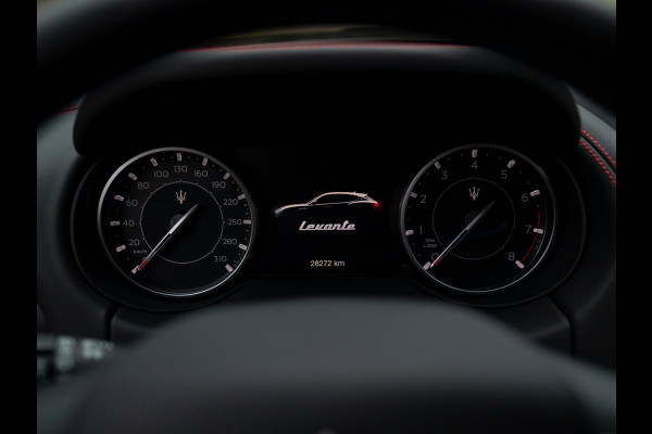 Maserati Levante 3.0 V6 S AWD 430pk Facelift | Pano-dak | 21 inch | Harman/Kardon | 360 camera