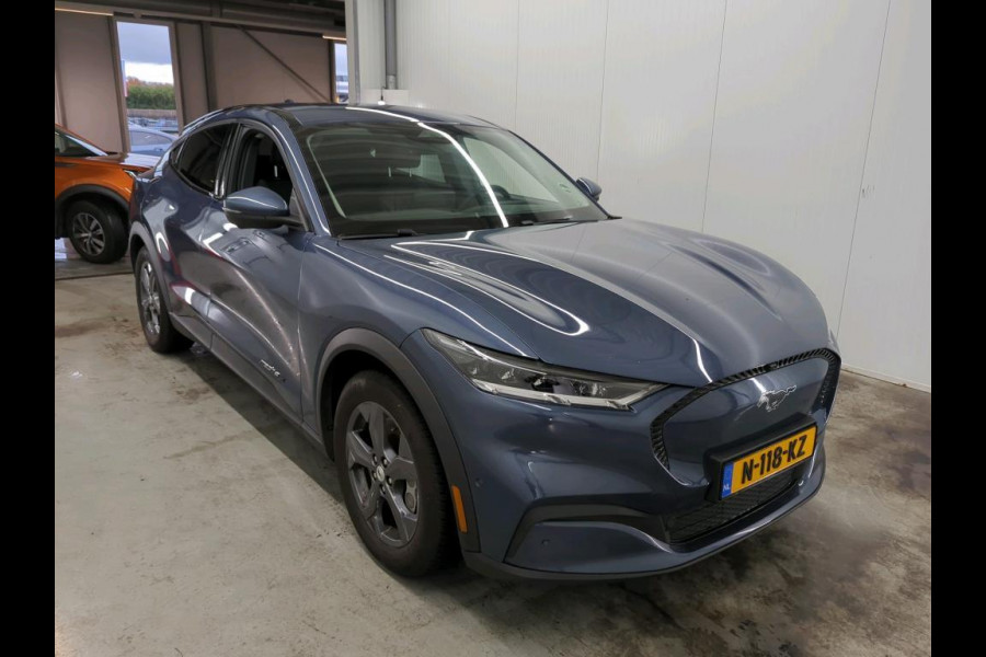 Ford Mustang Mach-E Aut. Extended 98kWh | Trekhaak | Leder | Navi | B&O Sound | 360 Camera |