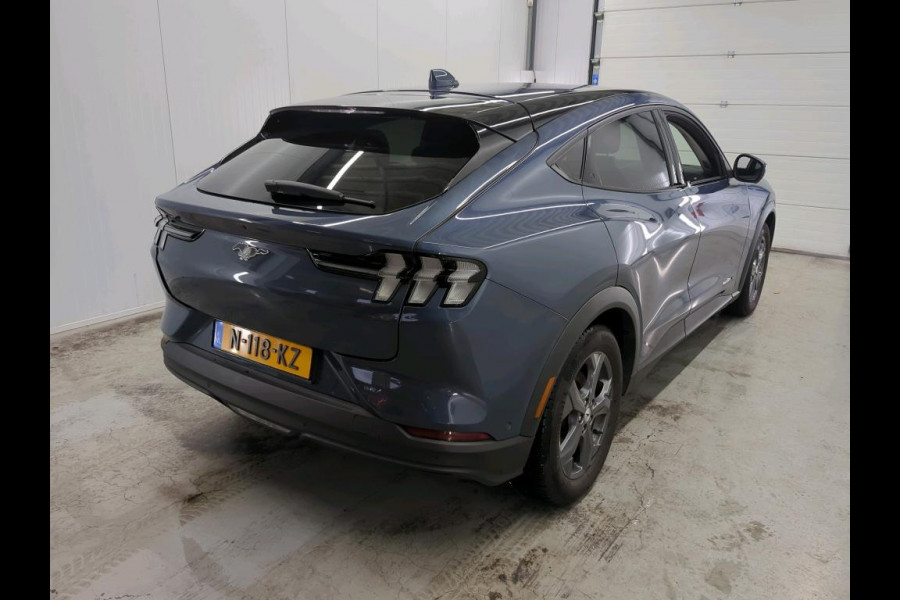 Ford Mustang Mach-E Aut. Extended 98kWh | Trekhaak | Leder | Navi | B&O Sound | 360 Camera |
