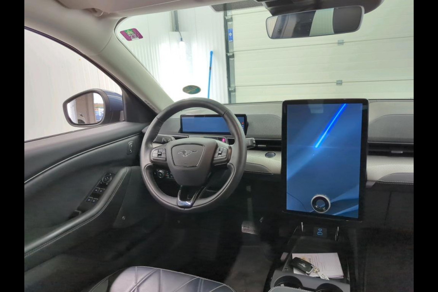 Ford Mustang Mach-E Aut. Extended 98kWh | Trekhaak | Leder | Navi | B&O Sound | 360 Camera |
