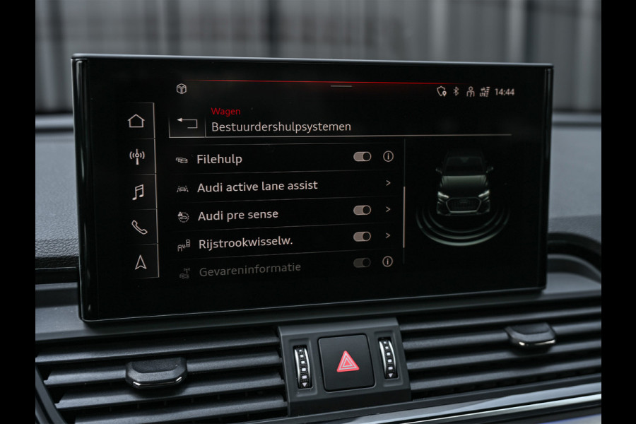 Audi Q5 Sportback 50 TFSI e S edition · Adaptive Cruise · Memory Seats · Bang & Olufsen Sound · Stoelverwarming · Leder · Keyless · Pano