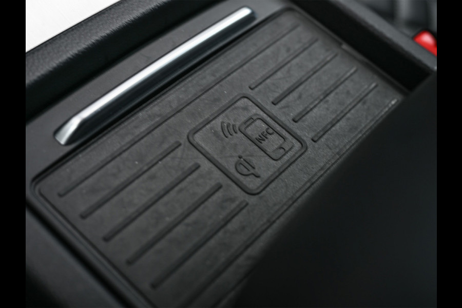 Audi Q5 Sportback 50 TFSI e S edition · Adaptive Cruise · Memory Seats · Bang & Olufsen Sound · Stoelverwarming · Leder · Keyless · Pano