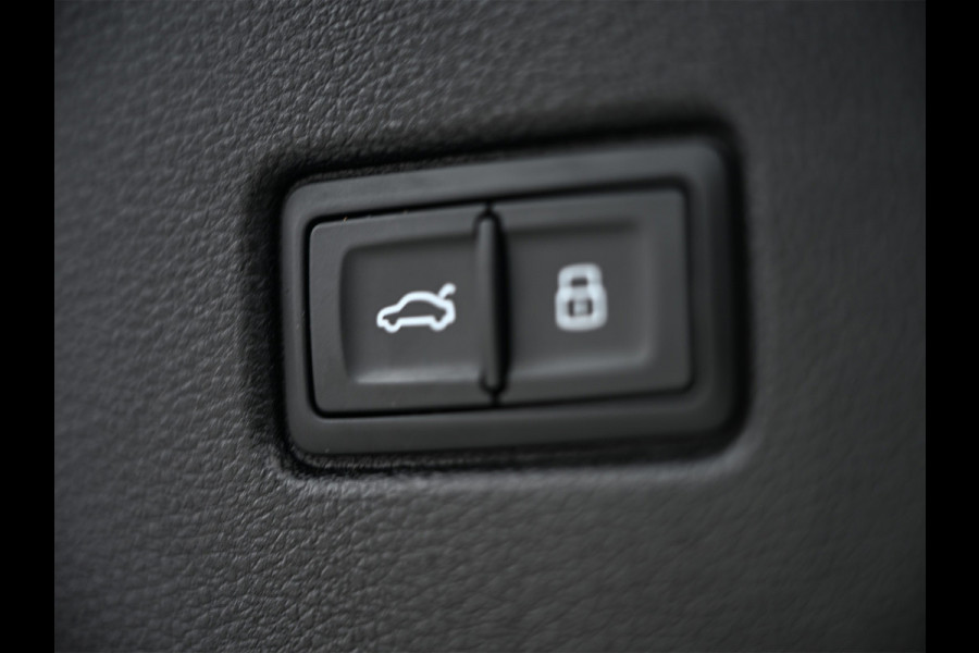 Audi Q5 Sportback 50 TFSI e S edition · Adaptive Cruise · Memory Seats · Bang & Olufsen Sound · Stoelverwarming · Leder · Keyless · Pano