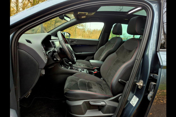 Seat Ateca 1.5 TSI FR Business Intense . Panoramadak . Trekhaak