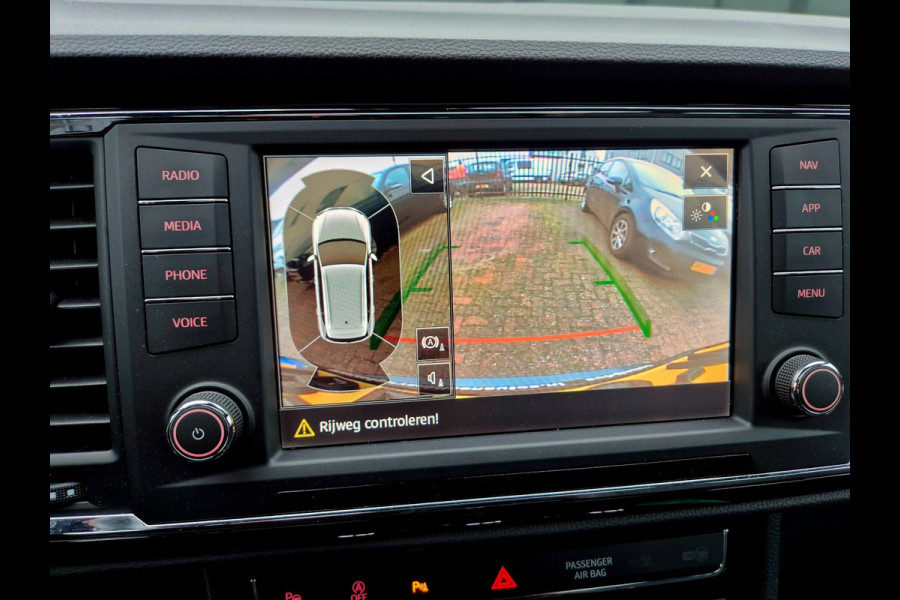 Seat Ateca 1.5 TSI FR Business Intense . Panoramadak . Trekhaak