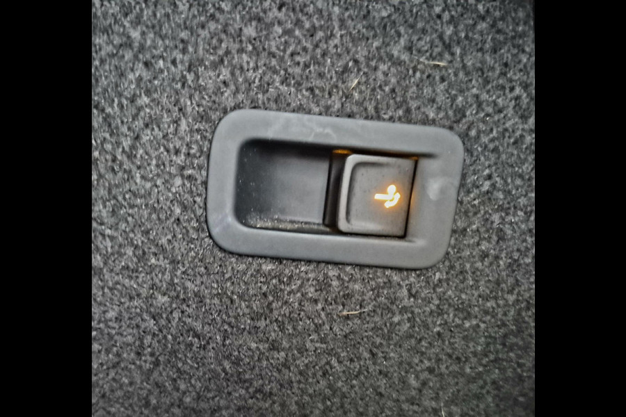 Seat Ateca 1.5 TSI FR Business Intense . Panoramadak . Trekhaak