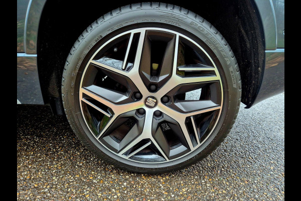 Seat Ateca 1.5 TSI FR Business Intense . Panoramadak . Trekhaak