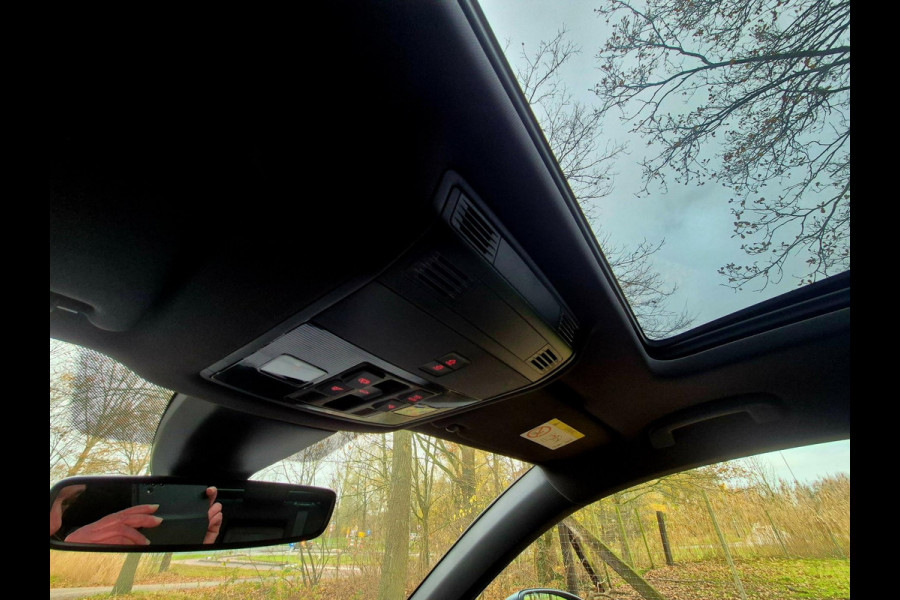 Seat Ateca 1.5 TSI FR Business Intense . Panoramadak . Trekhaak