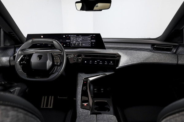 Peugeot 5008 1.2 Hybrid 145 GT 7p.- Automaat | Dig. Cockpit | Adapt. Cruise | Stoel-+Stuurverw. | PDC | Camera | NAV + APP. Connect | ECC | Elek. Klep | DAB | LM 19" | 0384