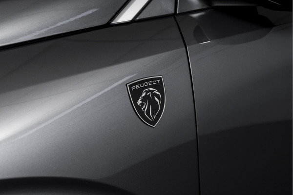 Peugeot 5008 1.2 Hybrid 145 GT 7p.- Automaat | Dig. Cockpit | Adapt. Cruise | Stoel-+Stuurverw. | PDC | Camera | NAV + APP. Connect | ECC | Elek. Klep | DAB | LM 19" | 0384