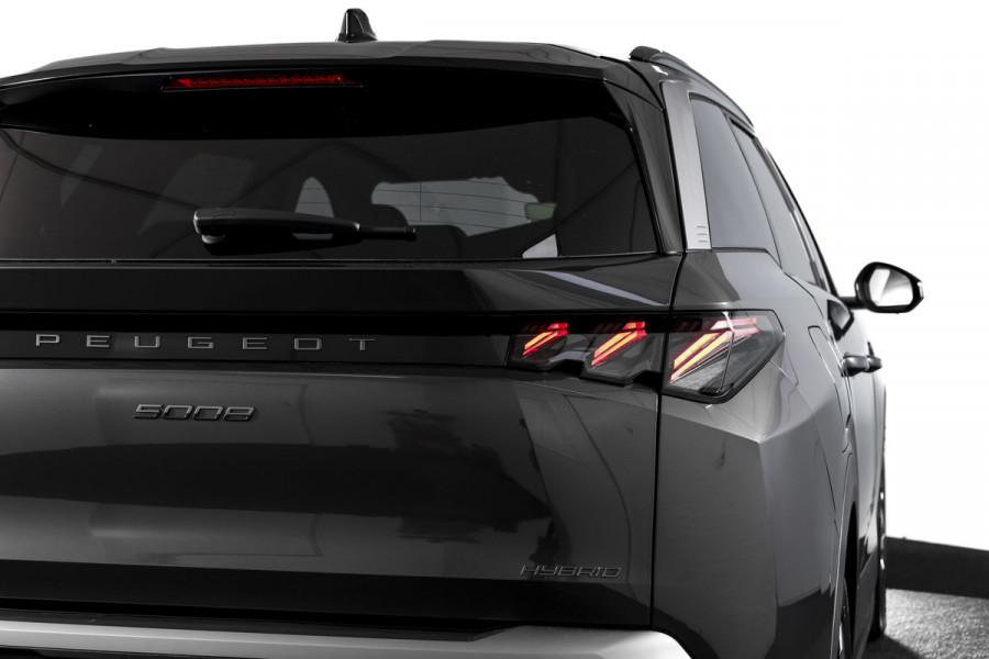 Peugeot 5008 1.2 Hybrid 145 GT 7p.- Automaat | Dig. Cockpit | Adapt. Cruise | Stoel-+Stuurverw. | PDC | Camera | NAV + APP. Connect | ECC | Elek. Klep | DAB | LM 19" | 0384