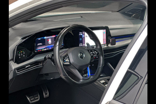 Volkswagen Golf 2.0 TSI R 4Motion |Akrapovic|H/K|Panorama|Camera|Sfeer