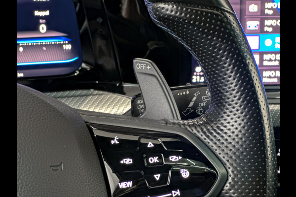 Volkswagen Golf 2.0 TSI R 4Motion |Akrapovic|H/K|Panorama|Camera|Sfeer