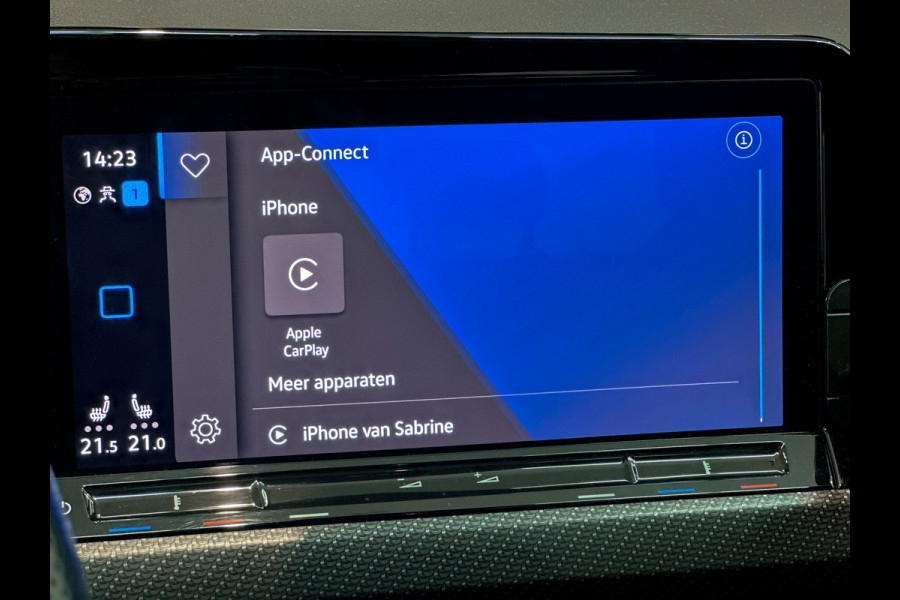 Volkswagen Golf 2.0 TSI R 4Motion |Akrapovic|H/K|Panorama|Camera|Sfeer