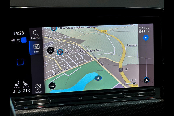 Volkswagen Golf 2.0 TSI R 4Motion |Akrapovic|H/K|Panorama|Camera|Sfeer