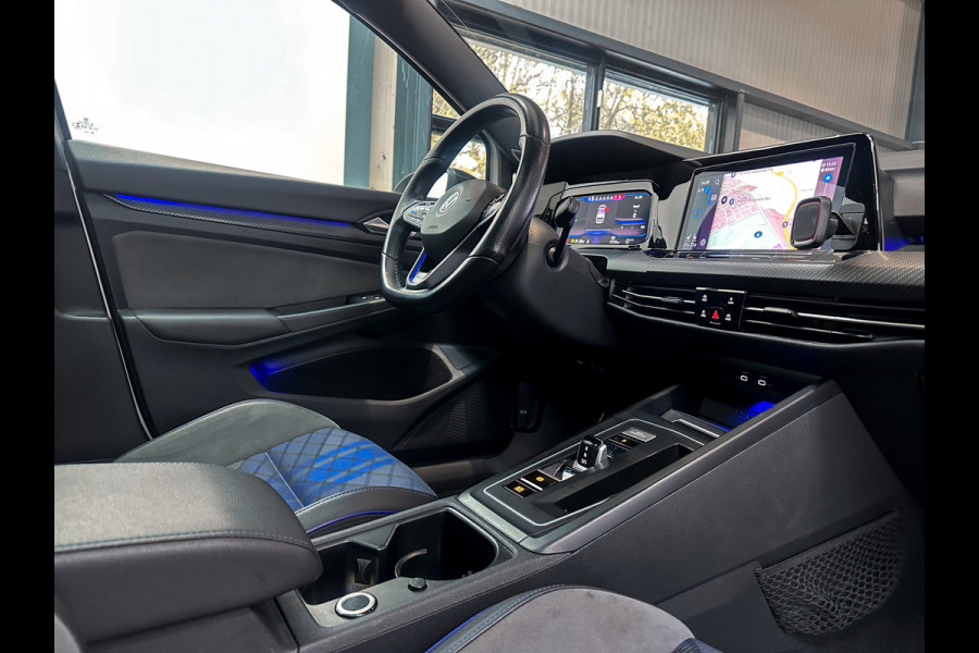 Volkswagen Golf 2.0 TSI R 4Motion |Akrapovic|H/K|Panorama|Camera|Sfeer