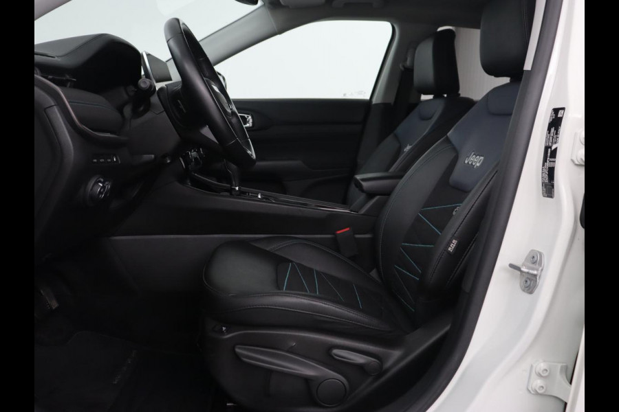 Jeep Compass 4xe 240 Plug-in Hybrid Electric S | Stoel & stuurverwarming | Half leder | Camera | Adaptive cruise | Carplay | Keyless | Digital Cockpit | Climate control | PHEV