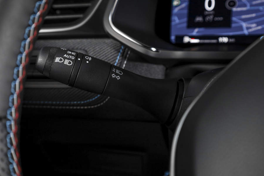 Renault Captur 1.3 mild hybrid 160 esprit Alpine - Automaat | S/K-Panodak | Dig. Cockpit | Adapt. Cruise | Stoel-+Stuurverw. | PDC | Camera | NAV + App. Connect | ECC | LM 19" | 4279