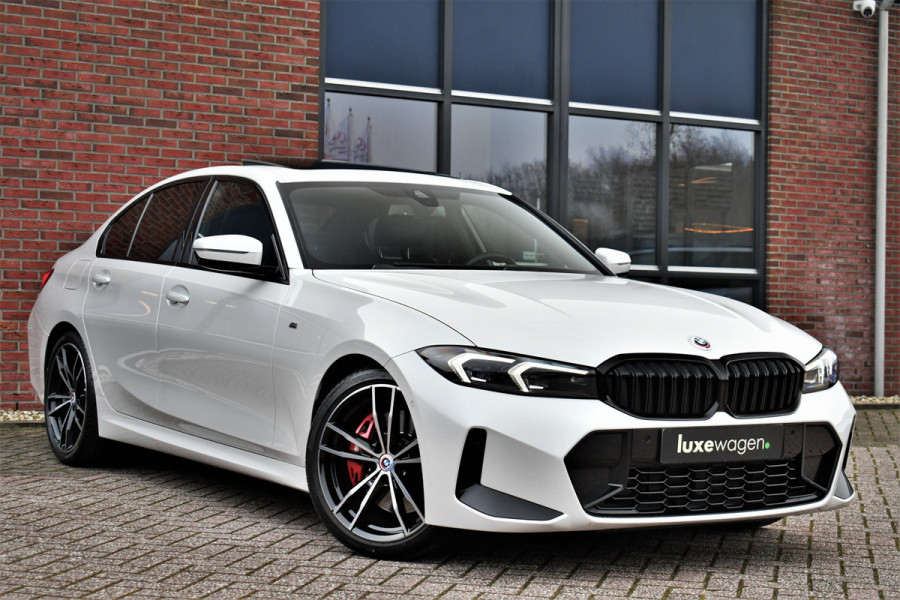 BMW 3 Serie 330D M-Sport Pro Pano H/K HUD El-zetels Parelmoer-wit!