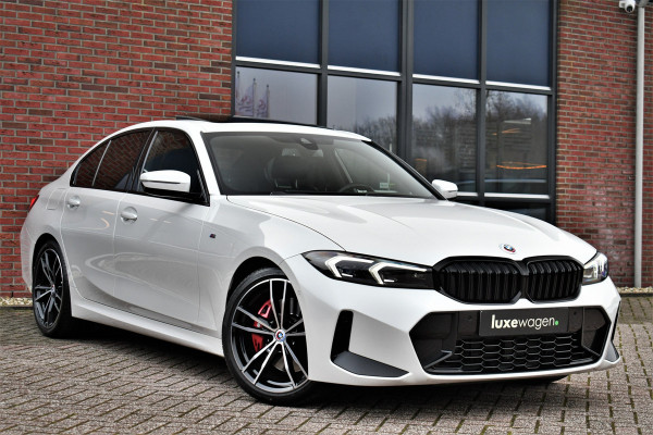 BMW 3 Serie 330D M-Sport Pro Pano H/K HUD El-zetels Parelmoer-wit!