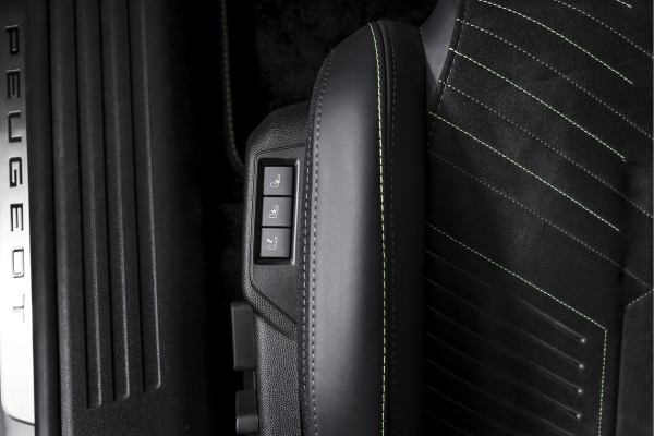 Peugeot 2008 1.2 Hybrid 145 GT - Automaat | Alcantara Pack | Drive Assist Pack | Dig. Cockpit | Adapt. Cruise | Stoelverw. | PDC | Camera | NAV + App. Connect | ECC | DAB | LM 17" | 4106