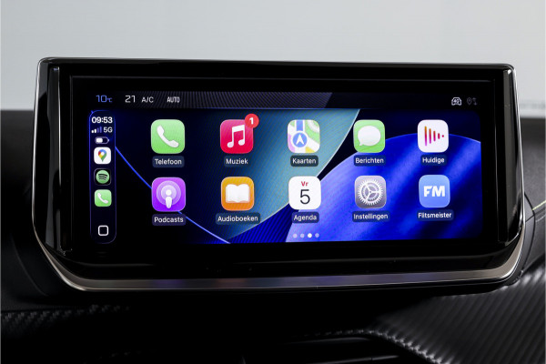 Peugeot 2008 1.2 Hybrid 145 GT - Automaat | Alcantara Pack | Drive Assist Pack | Dig. Cockpit | Adapt. Cruise | Stoelverw. | PDC | Camera | NAV + App. Connect | ECC | DAB | LM 17" | 4106