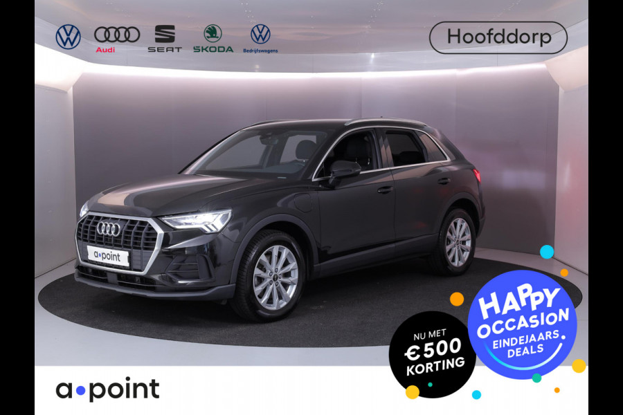 Audi Q3 45 TFSI e Business Edition 245 pk S-tronic | Navigatie | Parkeersensoren | Achteruitrijcamera | Adaptieve cruise control | Stoelverwarming | S-Line interieur |