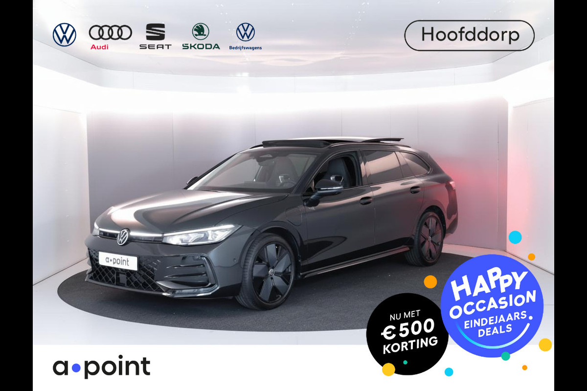 Volkswagen Passat Variant 1.5 eHybrid R-Line Edition 272PK PHEV | Panorama dak | Harman Kardon geluidsinstallatie | Trekhaak | Black style |