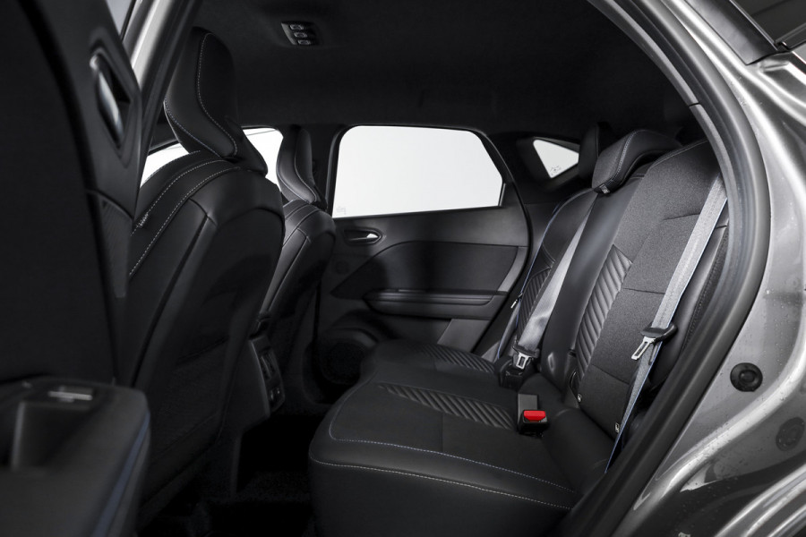 Renault Captur 1.3 mild hybrid 160 esprit Alpine - Automaat | Dig. Cockpit | Adapt. Cruise | Stoel-+Stuurverw. | PDC | Camera | NAV + App. Connect | ECC | LM 19" | 4217