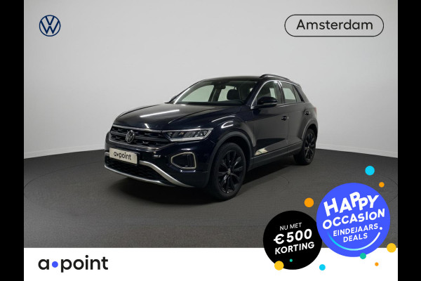 Volkswagen T-Roc 1.5 TSI Life 150 pk Automaat (DSG) | Navigatie | Trekhaak (afneembaar) | Parkeersensoren (Park assist) | Achteruitrijcamera | Stoelverwarming |