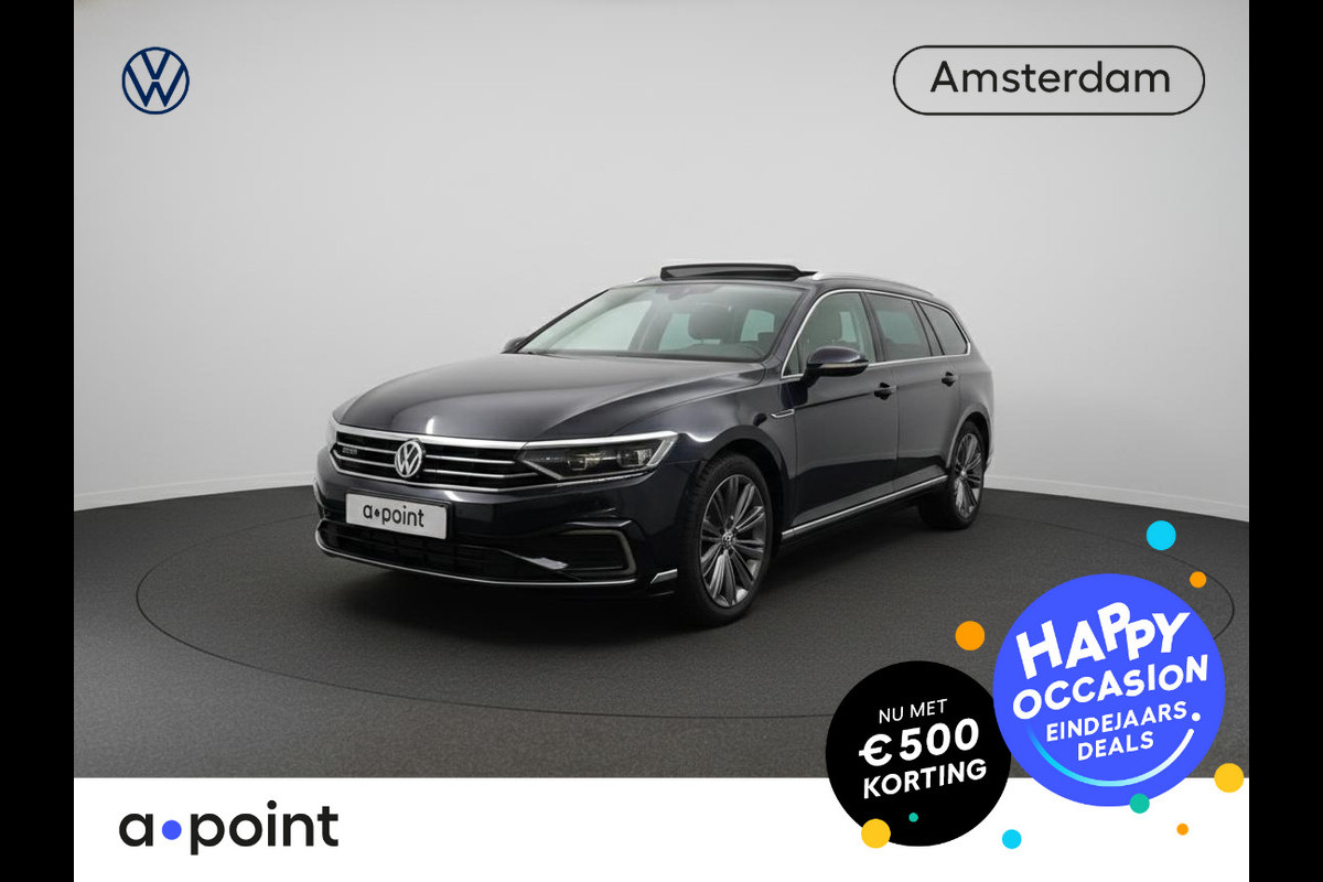 Volkswagen Passat 1.4 TSI PHEV GTE Business 218 pk Automaat (DSG) | Verlengde garantie | Navigatie | Panoramadak | Trekhaak (wegklapbaar) | Parkeersensoren (Park assist) | Rondomzicht camera | Stoelverwarming v/a |