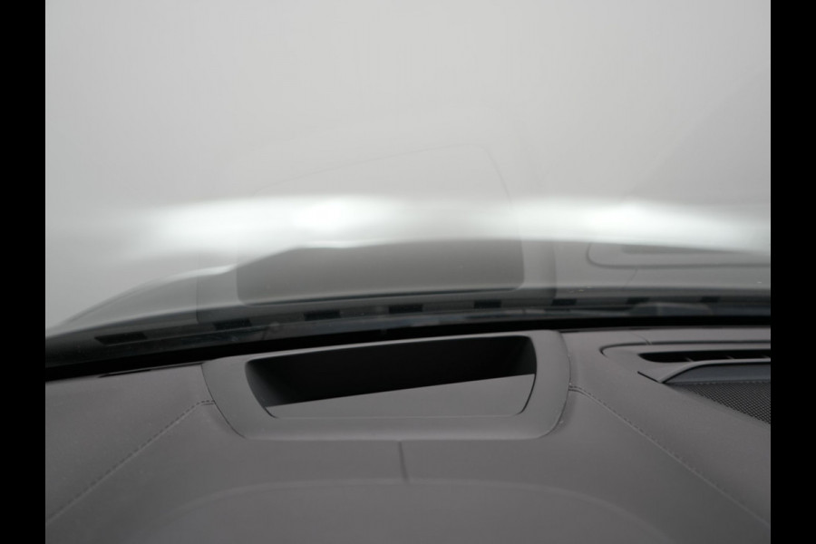 Volvo S60 Recharge T8 AWD R-Design Plug in Hybrid 391pk Black Dealer O.H PHEV | Schuifdak | Bowers & Wilkins | Head Up | Adaptive Cruise | 360 Camera | Luxe Lederen Sportstoelen Massage & Memory | 19"L.M | Keyless | Navigatie |