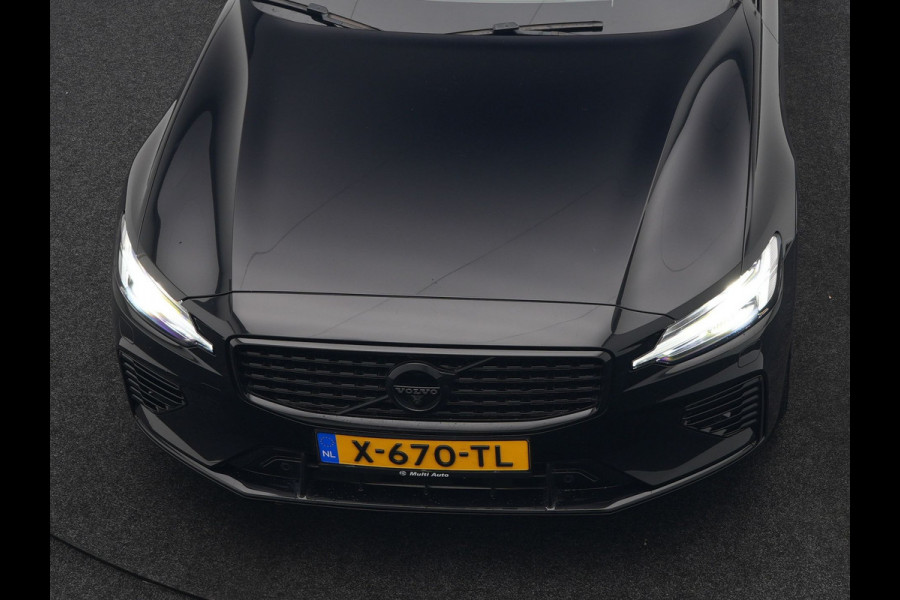 Volvo S60 Recharge T8 AWD R-Design Plug in Hybrid 391pk Black Dealer O.H PHEV | Schuifdak | Bowers & Wilkins | Head Up | Adaptive Cruise | 360 Camera | Luxe Lederen Sportstoelen Massage & Memory | 19"L.M | Keyless | Navigatie |