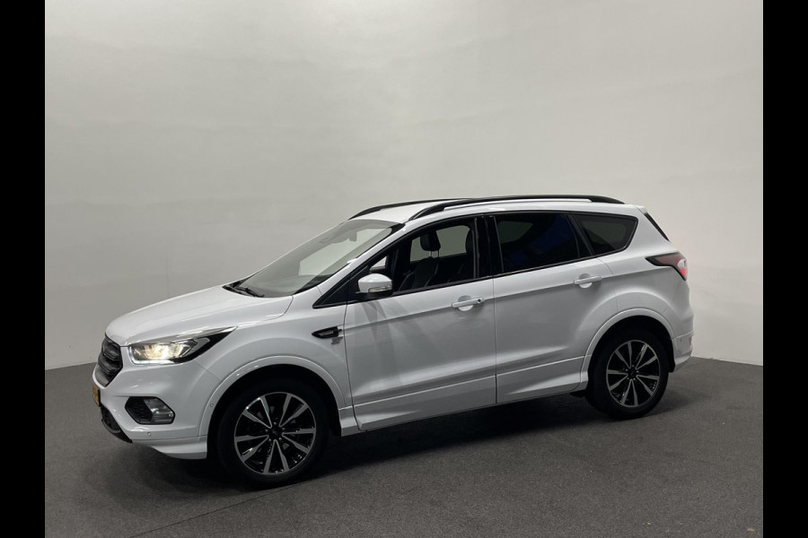 Ford Kuga 1.5 EcoBoost ST Line Trekhaak Navigatie Parkeersensoren Park Assist Cruise Control Xenon Climate Control Lichtmetalen velgen Getinte ramen