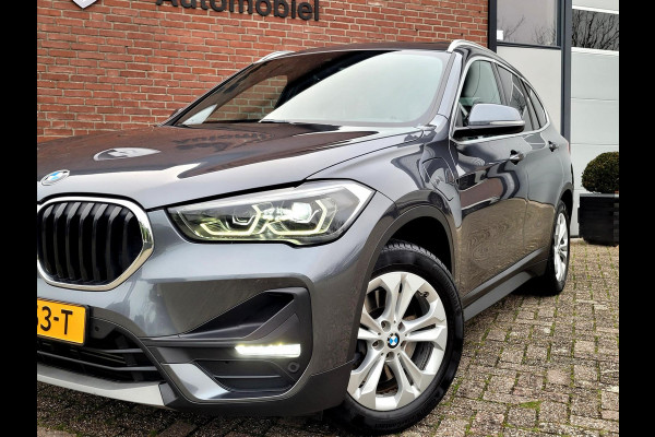 BMW X1 XDrive25e Pano, Camera, HUD, Leer, High Executive