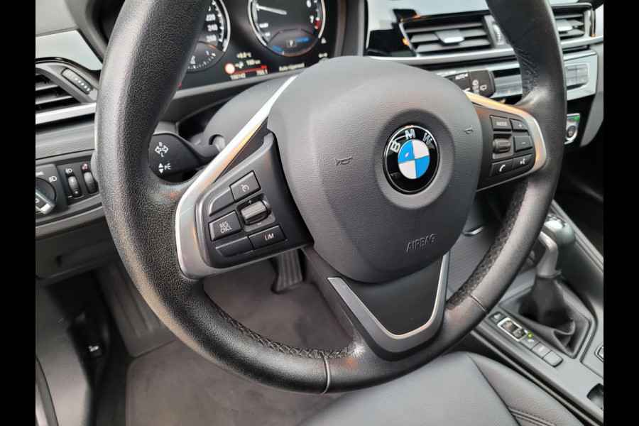 BMW X1 XDrive25e Pano, Camera, HUD, Leer, High Executive