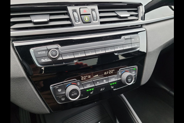 BMW X1 XDrive25e Pano, Camera, HUD, Leer, High Executive