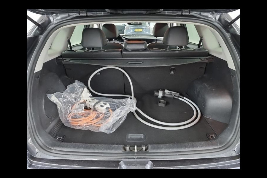 Kia e-Niro Aut. ExecutiveLine 64kWh 3-Phase | Navi | Camera | Leder | JBL Sound |