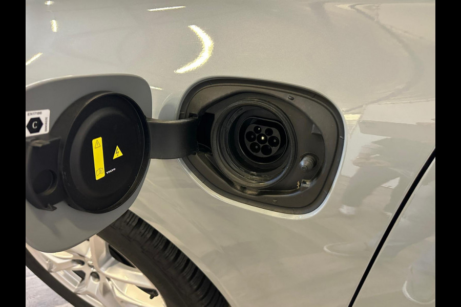Volvo XC60 2.0 T6 Plug-in hybrid AWD Essential Edition Bright|NAP|PANO|1e EIGENAAR