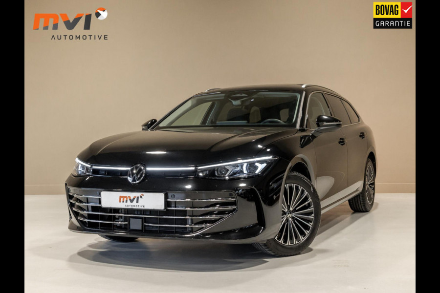 Volkswagen Passat Variant 1.5 eTSI Elegance Business / 150pk / Panorama dak / Trekhaak / Dodehoek / Stoel en stuur verwarming /