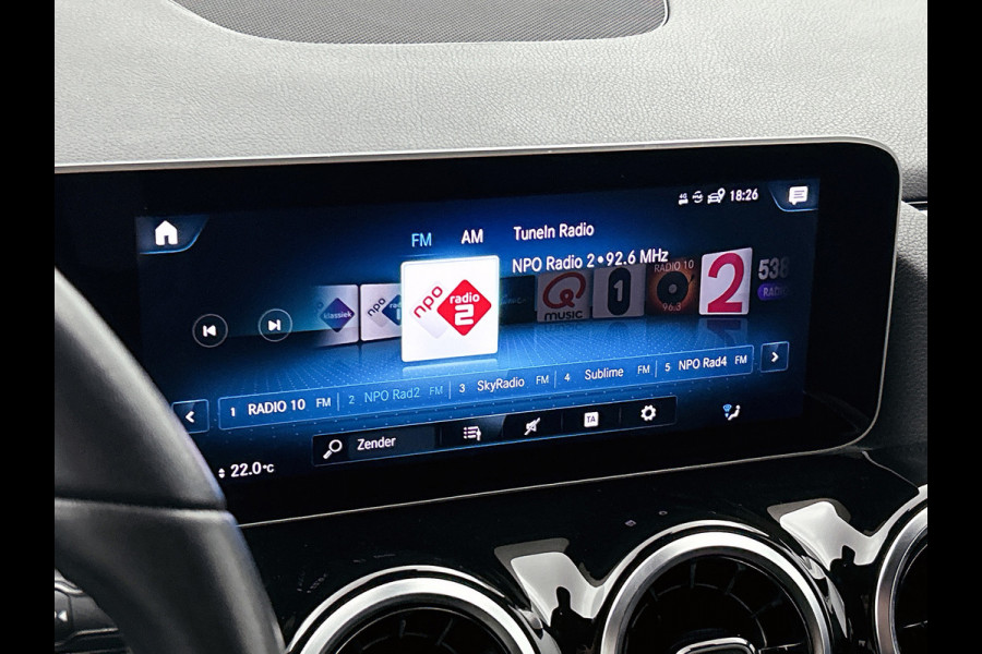 Mercedes-Benz B-Klasse 180 Business Solution Plus(NL-auto, Perfect OnderH, Camera, StoelV, Navi, Cruise Con, Climate Con, Etc)