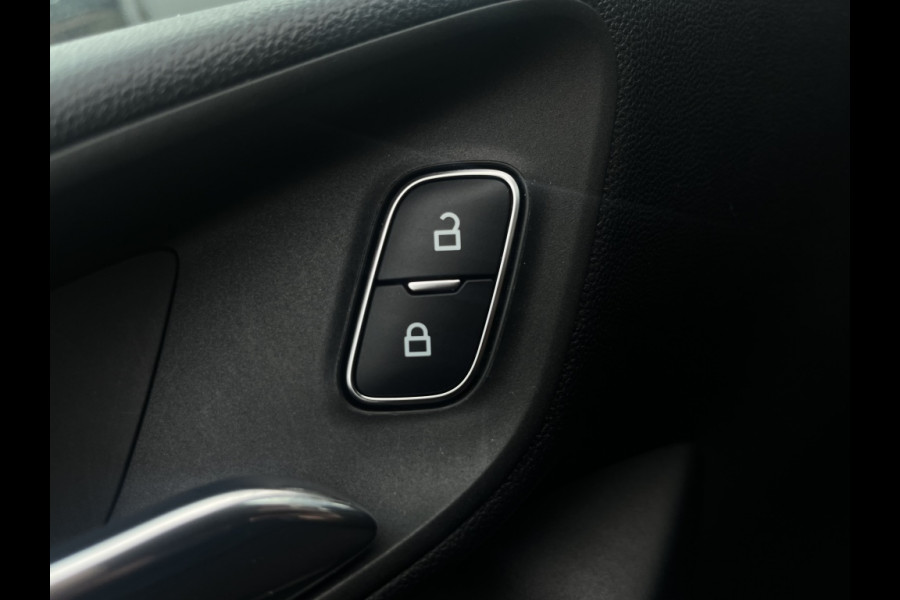 Ford Fiesta 125pk EcoB.Hy. ST-L.X WINTERPACK/TREKHAAK/ALLSEASON