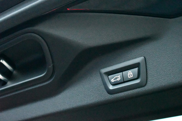 BMW X5 xDrive40i M-Sport 7pers Pano ACC Trekh H/K HUD 360 22inch 4WS laser Comf-seat