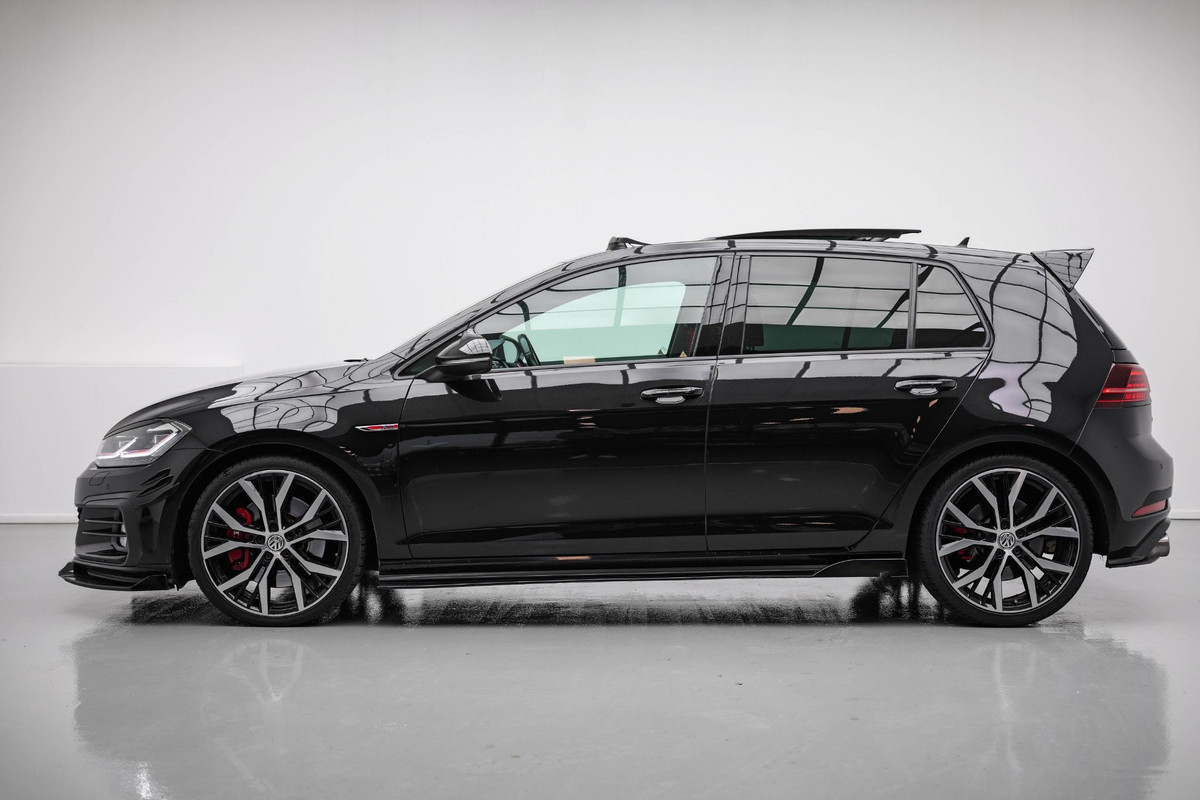 Volkswagen Golf 2.0 TSI GTI Performance |Pano|Camera|Dodehoek|ACC|