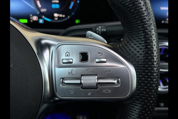 Mercedes-Benz CLA-Klasse Shooting Brake 250 e Premium Plus AMG | LED Matrix | 19 inch | 360 Camera | Night | Sfeerverlichting