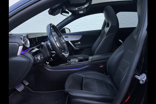 Mercedes-Benz CLA-Klasse Shooting Brake 250 e Premium Plus AMG | LED Matrix | 19 inch | 360 Camera | Night | Sfeerverlichting