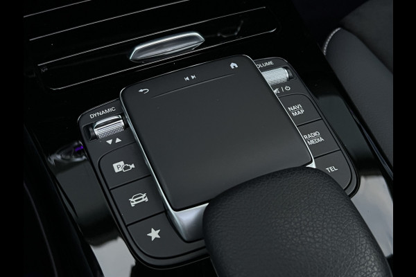 Mercedes-Benz CLA-Klasse Shooting Brake 250 e Premium Plus AMG | LED Matrix | 19 inch | 360 Camera | Night | Sfeerverlichting