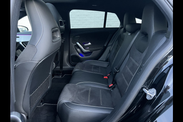 Mercedes-Benz CLA-Klasse Shooting Brake 250 e Premium Plus AMG | LED Matrix | 19 inch | 360 Camera | Night | Sfeerverlichting